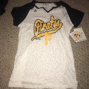 Pirates T-Shirt